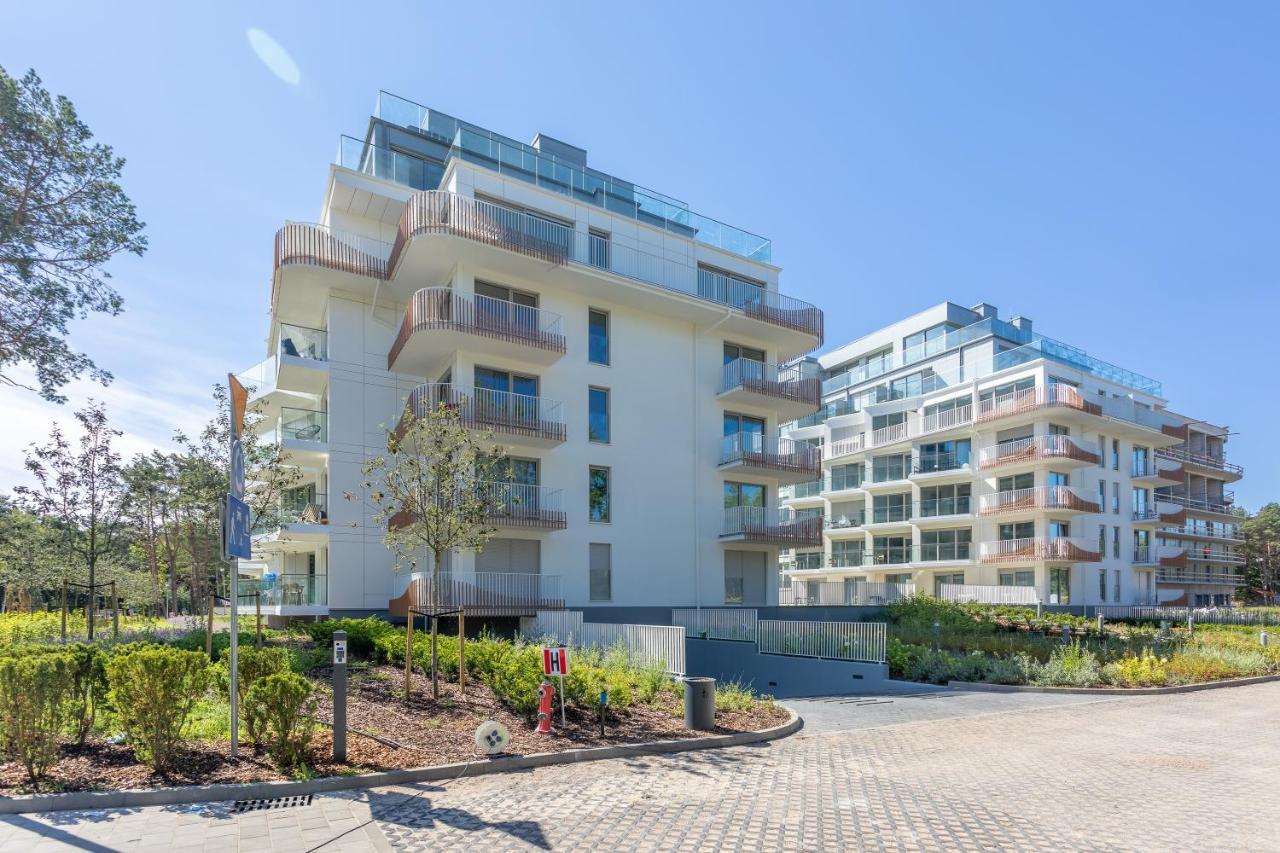 Apartpark - Ambria Apartments シフィノウイシチェ エクステリア 写真