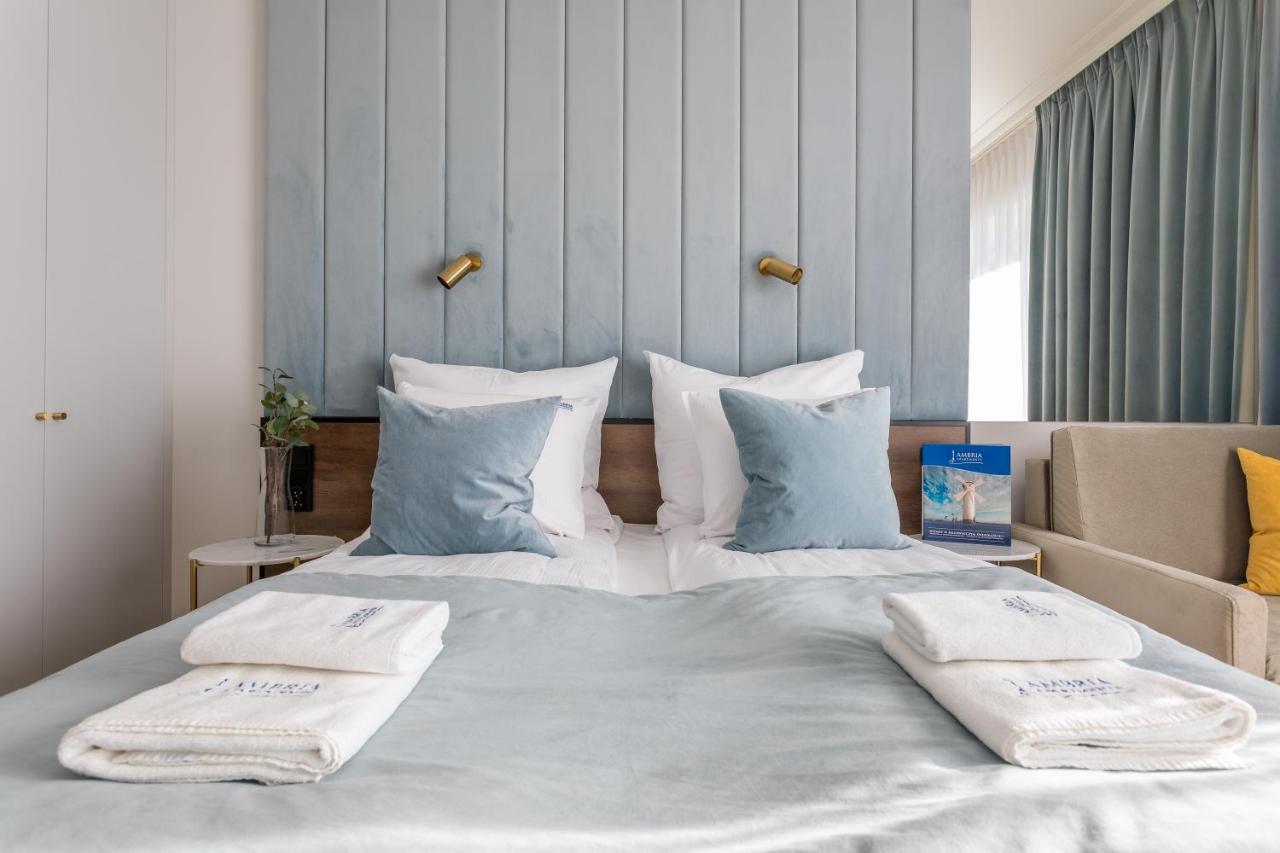 Apartpark - Ambria Apartments シフィノウイシチェ エクステリア 写真